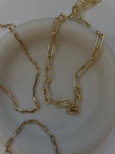 Load image into Gallery viewer, Isobel Necklace
